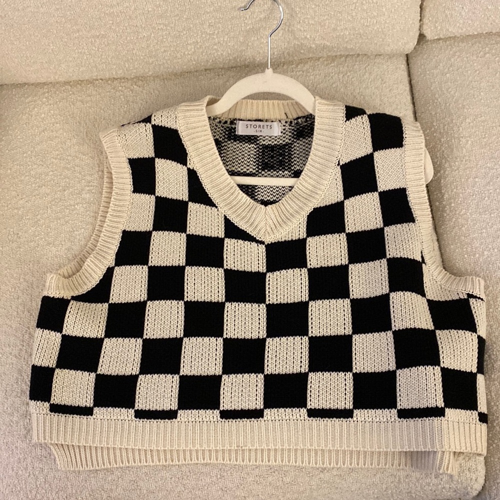 Storets vest